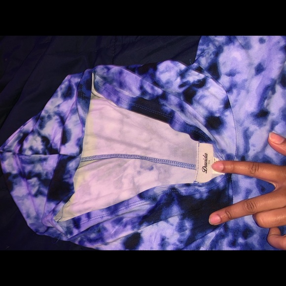 Blue tie dye queen crop hoodie shirt - Picture 4 of 4